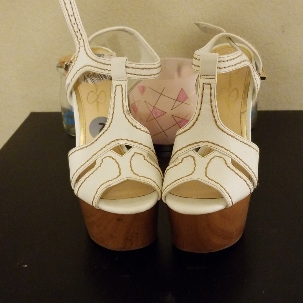 Heels - Picture 2 of 2